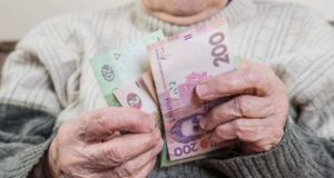 “Українські пенсіонери помруть”: Зеленський про необхідність західного фінансування