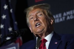 Трамп придумав виправдання своїй заяві не допомагати Європі у випадку війни