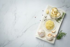 Ваші страви стануть удвічі смачнішими: куди треба додавати сушений часник