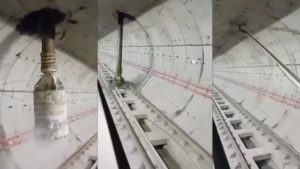 Буровий верстат випадково пробив стелю в тунелі метро: відео