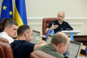 Шмигаль повідомив, скільки шкіл в Україні наразі забезпечені укриттями