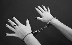 На Львівщині військовослужбовиця зарізала колегу у військовій частині