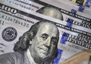 Курс валют на 31 січня: скільки коштують долар, євро і злотий