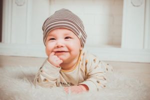 Оголошено імена, якими найчастіше і найрідше називали дітей 2023 року в Україні