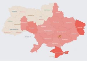 Україну охопила масштабна повітряна тривога: в Одесі пролунали вибухи