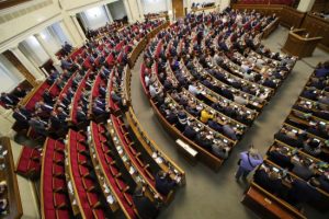 Постраждають банківська система та права українців: у Раді відреагували на новий законопроєкт про мобілізацію