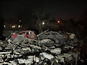 Ракетний удар по Дніпру: госпіталізовано чотири людини, десять будинків постраждали — ОВА