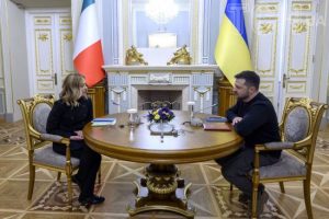 Мелоні жорстко висловилася на адресу політиків, які пропонують Україні “худий мир”