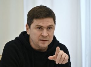 Подоляк озвучив, коли очікувати переламу у війні та що для цього потрібно