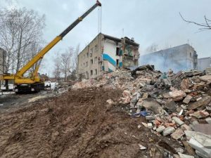 В Нью-Йорку на Донеччині призупинили пошуково-рятувальну операцію через безпекову ситуацію