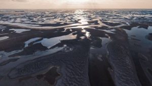 До Каховського водосховища повернулася вода: як це вплине на бойові дії, що показують супутникові знімки