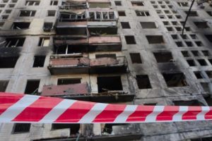 У маріупольців “законно” відбиратимуть квартири: що вигадали росіяни