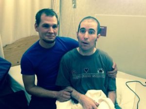 Чоловік став законним опікуном колишнього своєї дружини: “Кохати її означає любити і його” (фото)