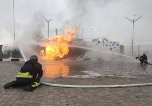 Росіяни влучили по АЗС у Нікополі – подробиці (фото)