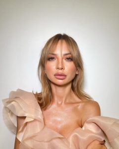 Ірина Сопонару показалася з мамою та розповіла, як вона з батьками проводить час