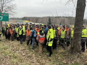 Польська поліція заблокувала українських водіїв на кордоні – що відомо