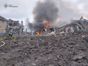 МВС показало наслідки ворожого удару по Харківщині (фото)