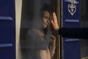 У Куп’янську залишається багато дітей: батьки пишуть відмову від евакуації