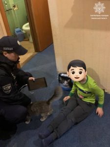 У Рівному батьки залишили саму вдома 6-річну дитину: чим закінчилася історія
