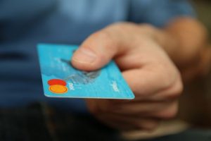 Чи є проблема з масовим зняттям коштів з банківських рахунків: у НБУ відповіли
