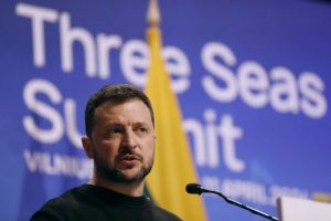 Зеленський прокоментував успішне голосування за допомогу Україні у Палаті представників
