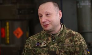 Чи воюють на фронті “лише бідні”: відповідь снайпера