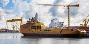В Росії горіло унікальне судно “Роснефти”: є жертва і поранені