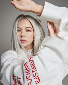Відома українська співачка вперше за тривалий час показала одразу двох підрослих дітей