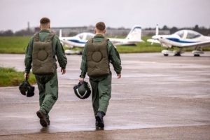 Перші українські пілоти завершили навчання на F-16 у Британії