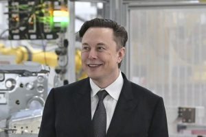 Дипфейк Ілона Маска виманив у фанатки винахідника 50 000 доларів