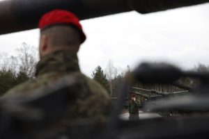 Введення військ НАТО до України: як поляки ставляться до ініціативи Макрона – опитування