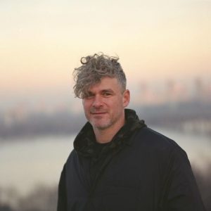 Арсен Мірзоян висловився про спілкування з першою дружиною та про сварки з Тонею Матвієнко