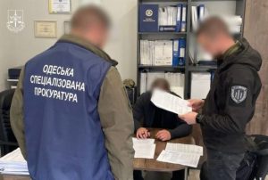 Затримано військового, який переховував підозрюваних у розстрілі поліцейських на Вінниччині