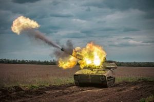Як розвиватиметься ситуація на фронті у найближчі місяці: експерт спрогнозував два сценарії