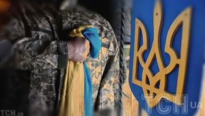 Чому чоловіки за кордоном мають оновити дані в консульствах — пояснення нардепа