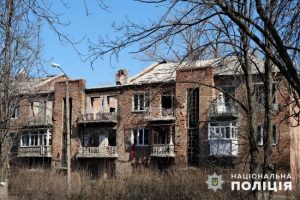“Порятунок” російськомовних: показали руїни, в які окупанти перетворили Часів Яр (відео)
