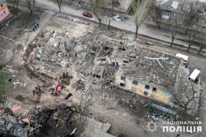 “Варвари, живіть у своїй країні”: жителька Селидового звернулася до окупантів після ракетного обстрілу