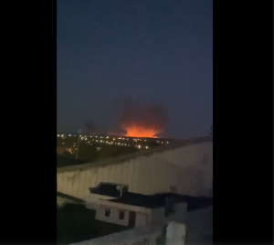 Гучно в Луганську: в ОВА повідомили про “салют” у колишньому військовому авіаційному училищі (відео)