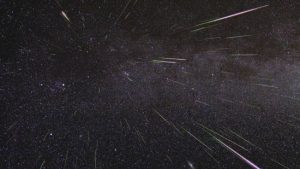 На Великдень у небі над Землею пройде інтенсивний метеоритний дощ