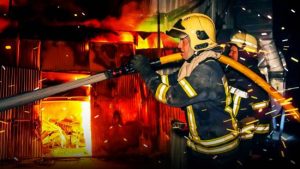 Росія вдарила балістикою по Одесі: ці страшні кадри облетіли світ
