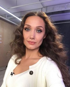 Євгенія Власова розсекретила, чи вільне її серце зараз: “Молюся за коханого”