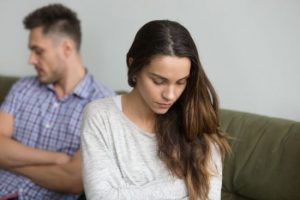 Які знаки зодіаку розлучаються найчастіше: вони зовсім не тримаються за стосунки