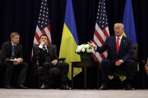 Трамп розповів про розмову із Зеленським і пообіцяв припинити війну
