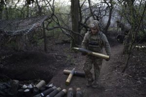Український фронт на Донбасі розвалюється — BILD