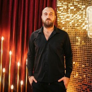 Руслан Ханумак уперше зізнався, як під час війни він виїхав з України та хто йому допоміг