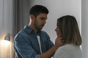 Стосунки на відстані: як уберегти і зміцнити взаємини