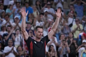 Легендарний британський тенісист вибув з Олімпіади-2024 та завершив кар’єру: зворушливе відео