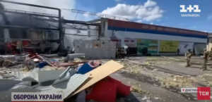 Ракетний удар Росії по супермаркету в Костянтинівці: скільки жертв і потерпілих та що там відбувається зараз