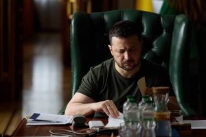 Зеленський назвав два способи змусити Путіна закінчити війну