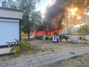 Армія РФ ударила по кафе на Запоріжжі: в лікарні помер підліток